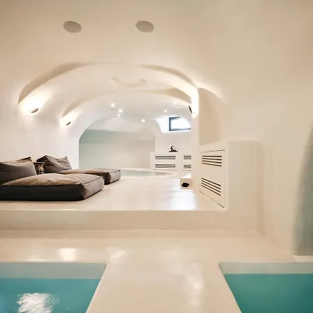 Abyss Santorini ホテル イア