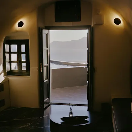 Abyss Santorini ホテル イア