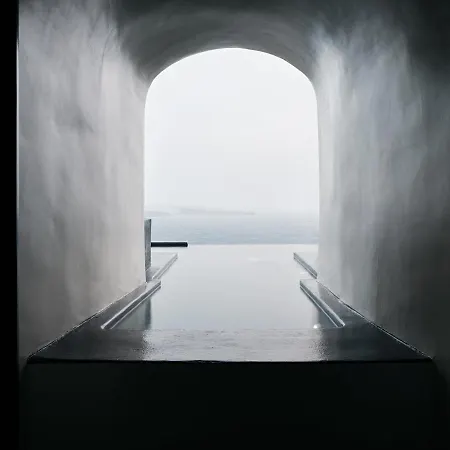 فندق Abyss Santorini (adults Only) 5*