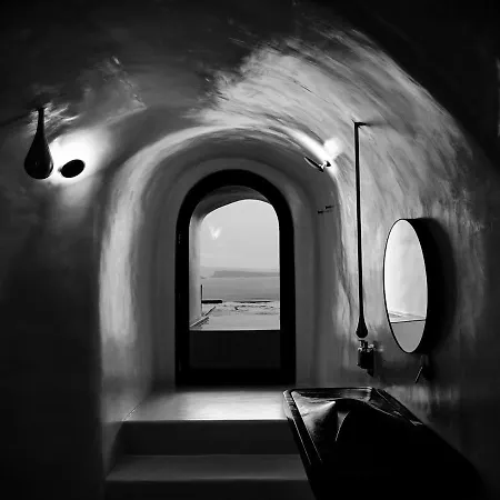 מלון Abyss Santorini (adults Only) 5*